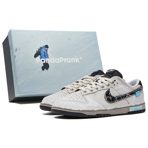 熊猫恶作剧DunkLow板鞋