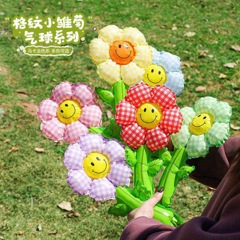 新款花朵气球ins风格纹小雏菊彩色手棒铝膜儿童幼儿户外活动布置