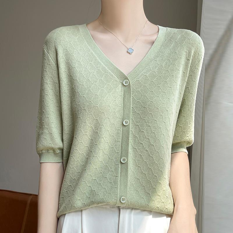Short-sleeved knitted cardigan for women with V-neck