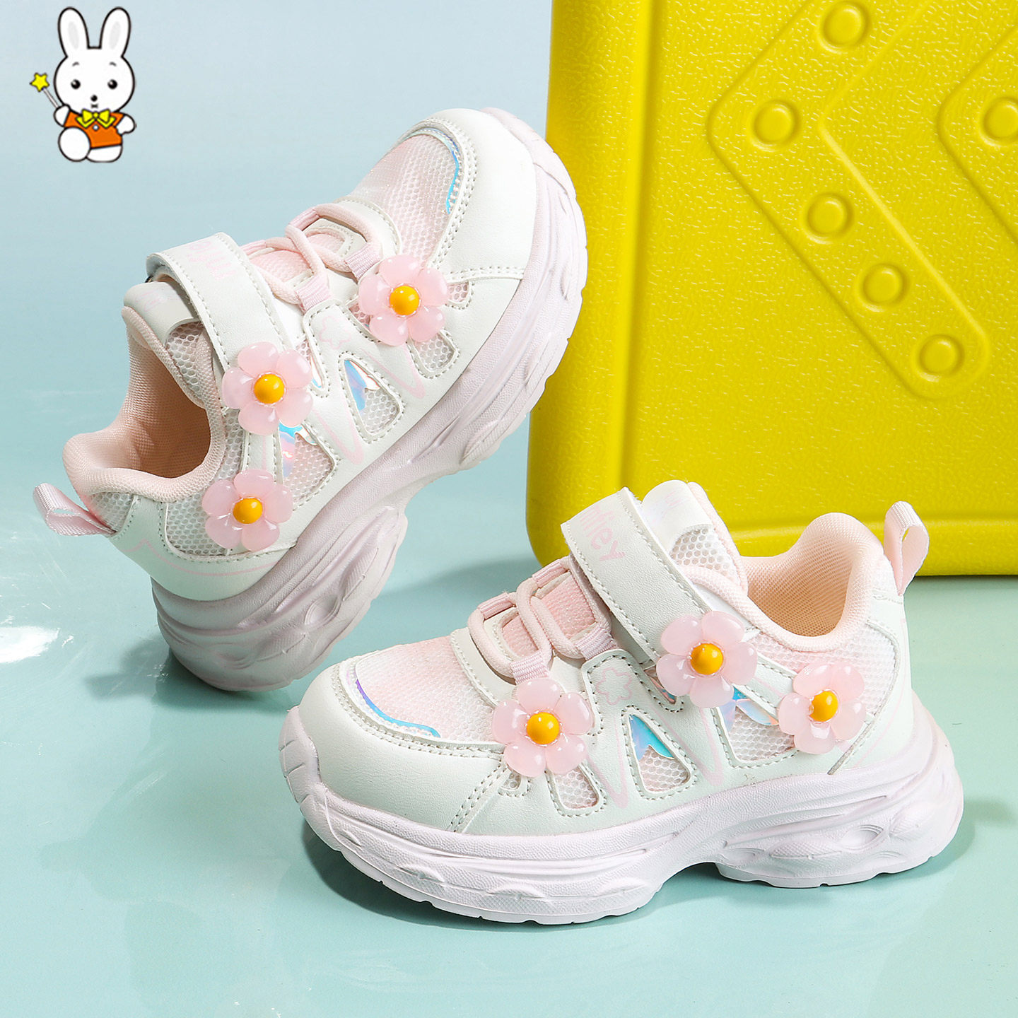 班纳米菲2026新款春秋款女童网面透气运动鞋小女孩轻便软底儿童鞋