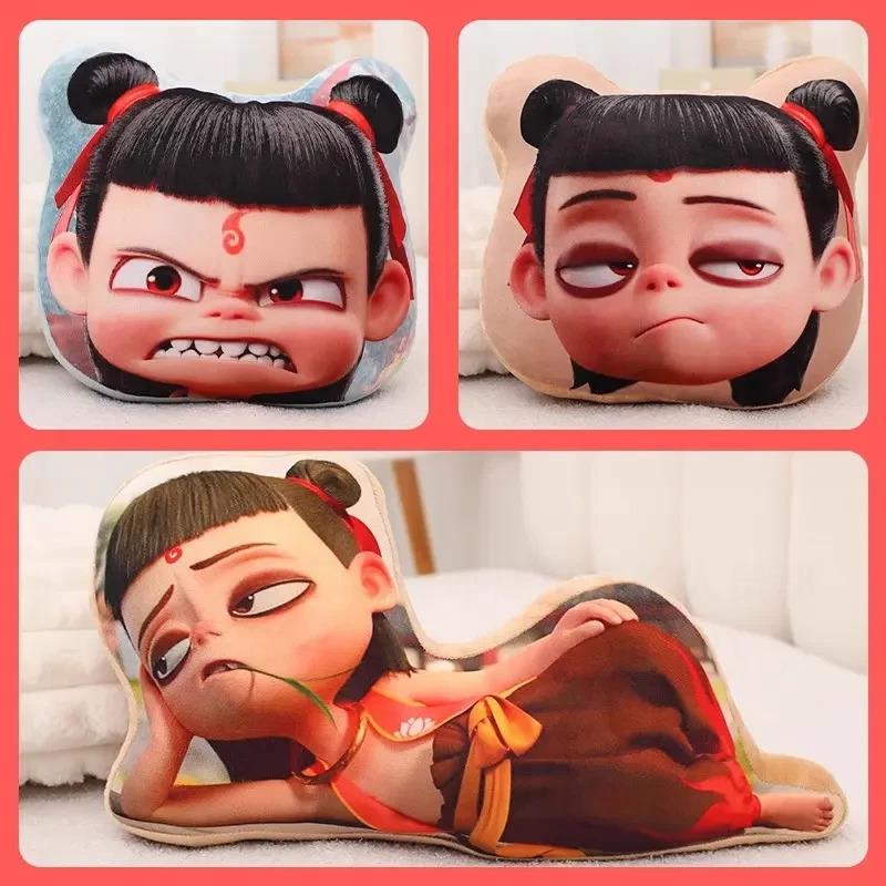 哪咤闹海抱枕魔童同款周边玩偶敖丙敖光异形办公室印花靠垫车用