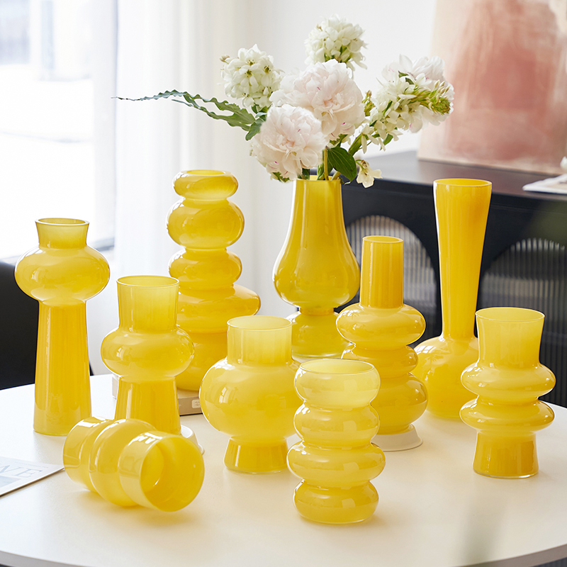 多巴胺黄色玻璃花瓶摆件新款客厅插花轻奢高级感创意花器餐桌摆件