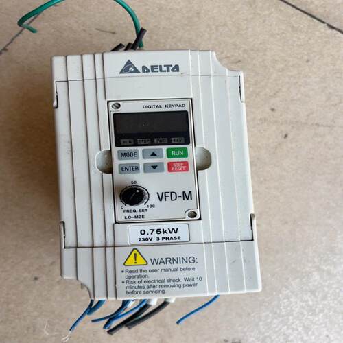 议价变频器VFD007M23A 0.75KW 23可维修