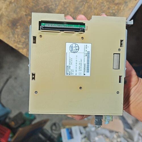 议价机器人S100控制器MP3000R，成色如图所示，亲自从可维修