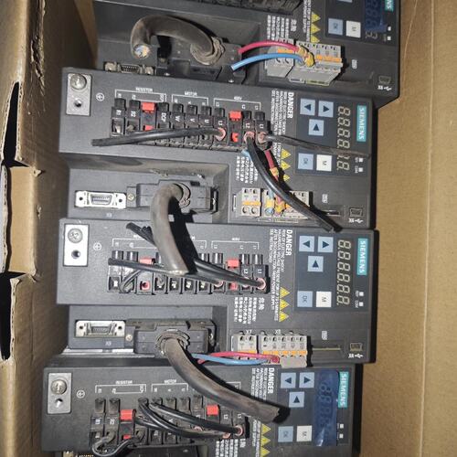 议价v90伺服驱动器1kw4个，400w2个，成色很好，功可维修