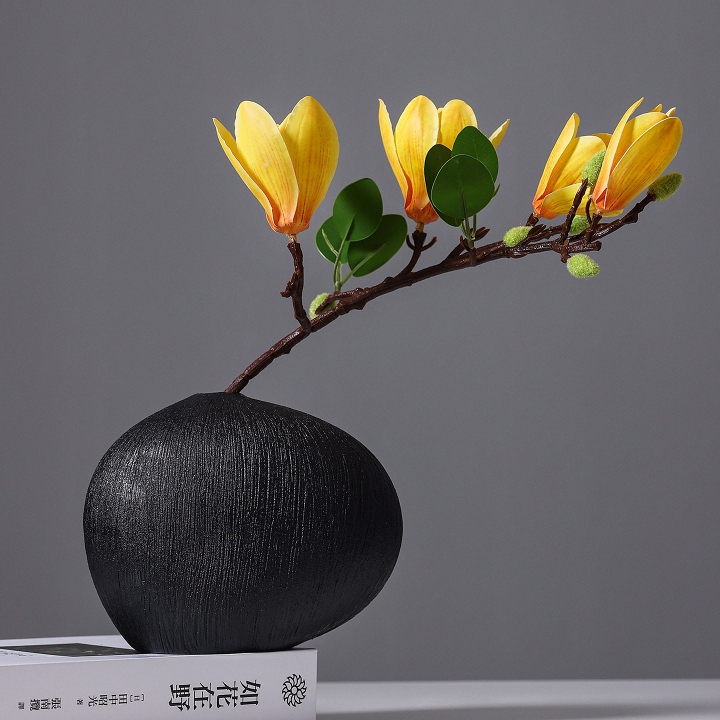 北欧花瓶陶瓷复古轻奢高