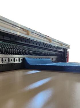 高速无纺布布横切机自动电机脑片机卷材裁断切复合植绒布裁FEQ片