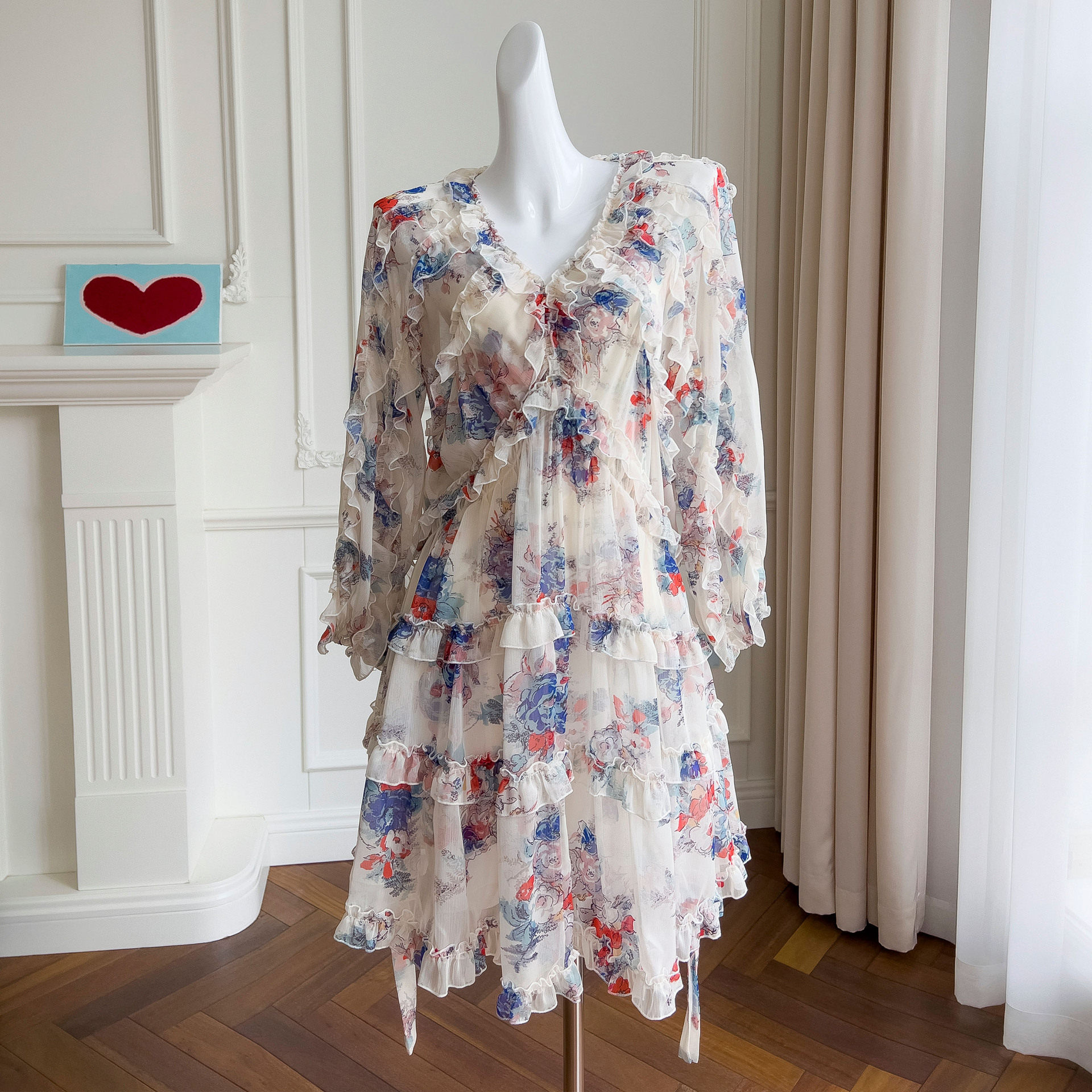 复古V领法式宫廷风碎花裙宽松长袖荷叶边印花连衣裙女67584+67877