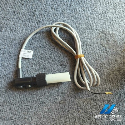 询价最后一台全新SIKA流量传感器VK320M0ROFIN01，