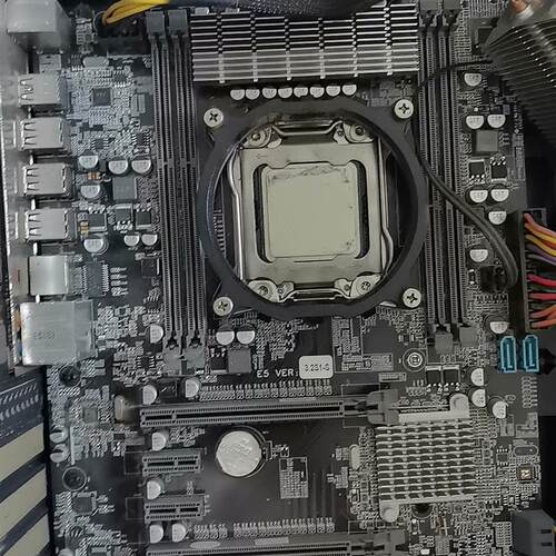 x79主板套装CPU：e5 2600v2，6铜管散热器，金河-议价