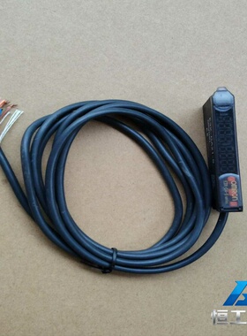 询价欧姆龙E3X-DA21-S数字光纤放大器传感器功能正常