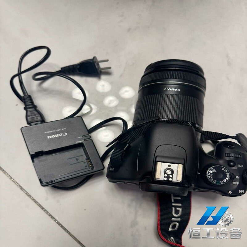 询价~佳能550D单反相机，配18-135mm镜头，新。一块原