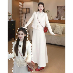 千金温柔风白色针织内搭连衣裙子女2026新款秋冬季马甲叠穿套装