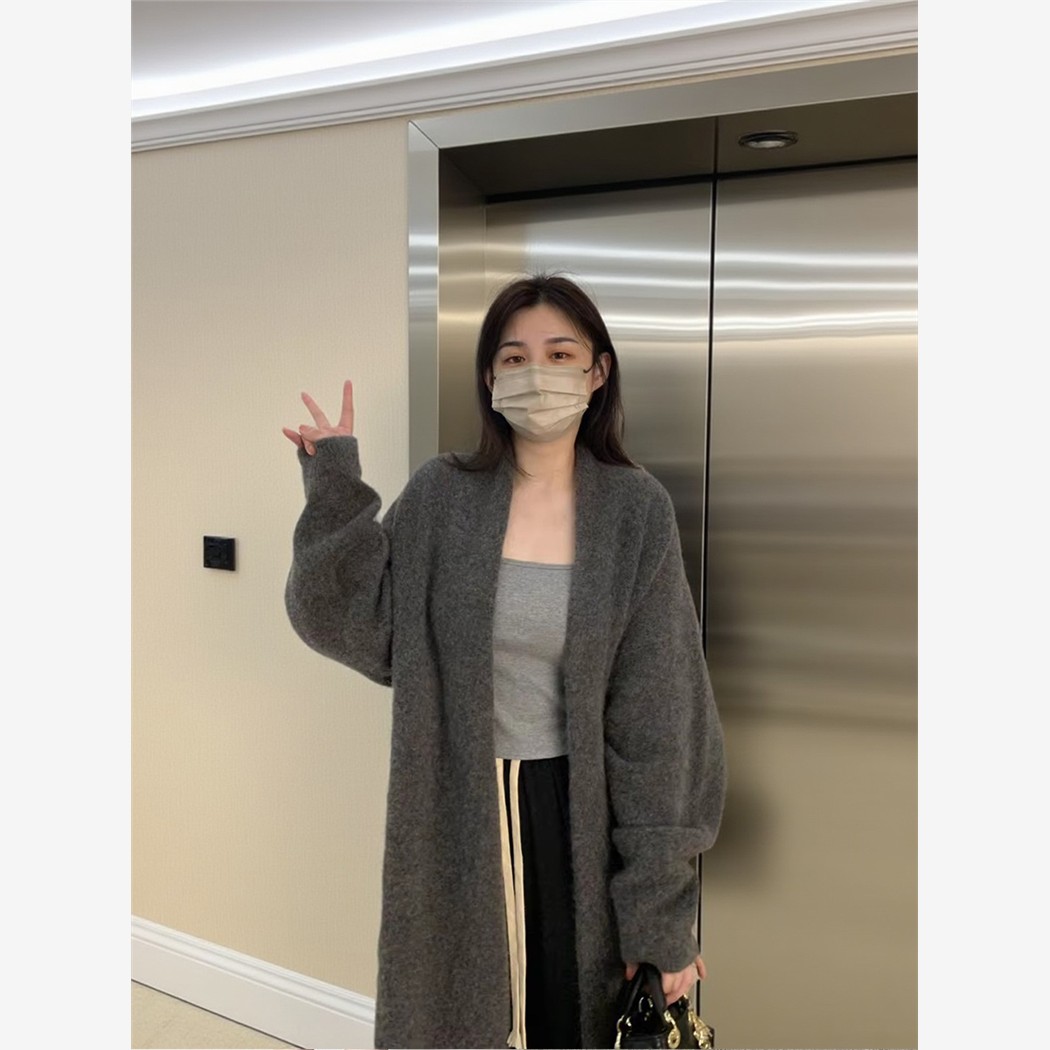 灰色中长款毛衣慵懒高级感过膝外套秋冬外搭针织大衣厚开衫女冬季