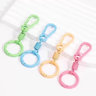 新款马可龙多彩弹簧钥匙扣登山扣书包个性时尚钥匙扣情侣