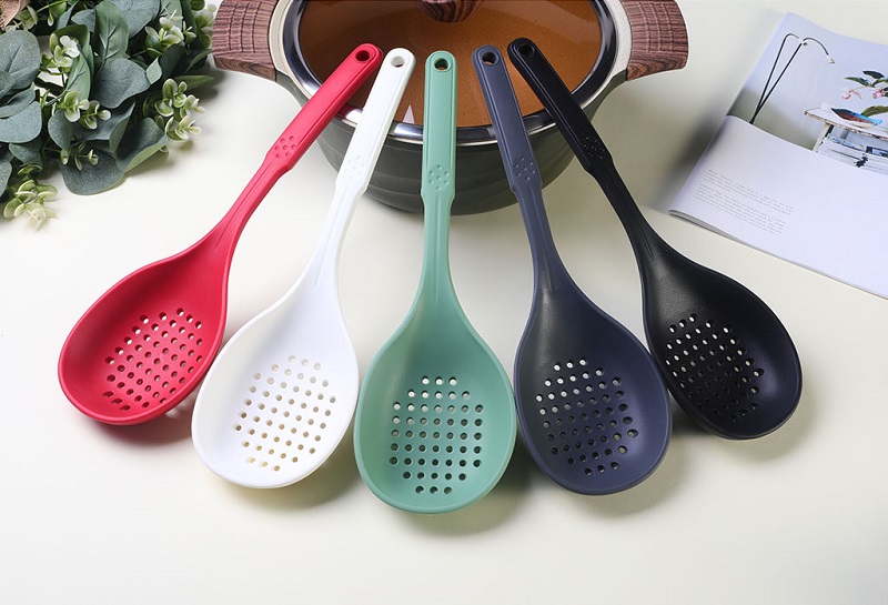 外贸尾货硅胶漏勺家用硅胶勺子火锅勺漏网勺捞水饺勺子加大号漏勺