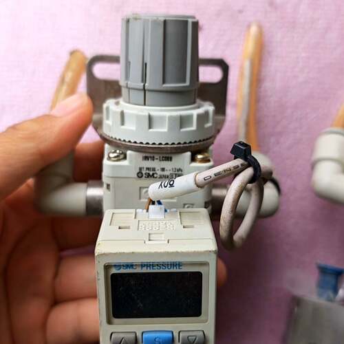 可维修SMC，IRV10-LC08B，ZSE30A-01，调压阀带表