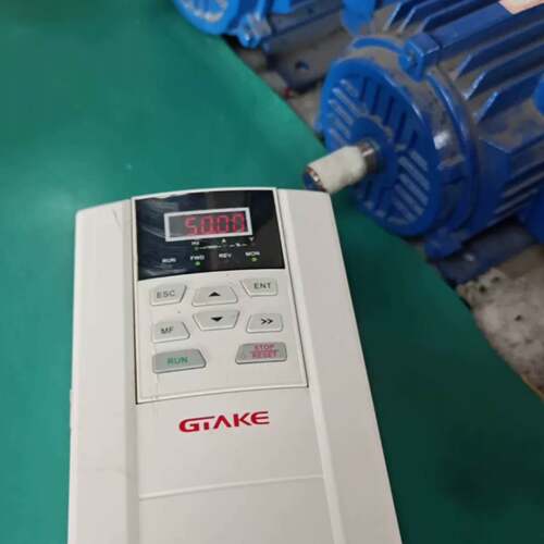 可维修2.2KW，GK600-4T2.2G/3.7LB，吉泰科变频器