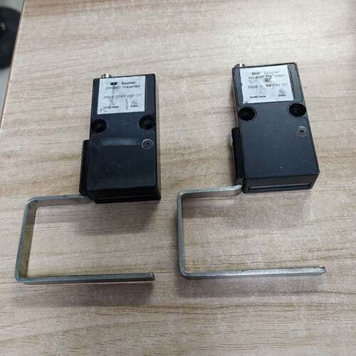 可维修ZADM 034RF240-0，堡盟光电纠偏传感器