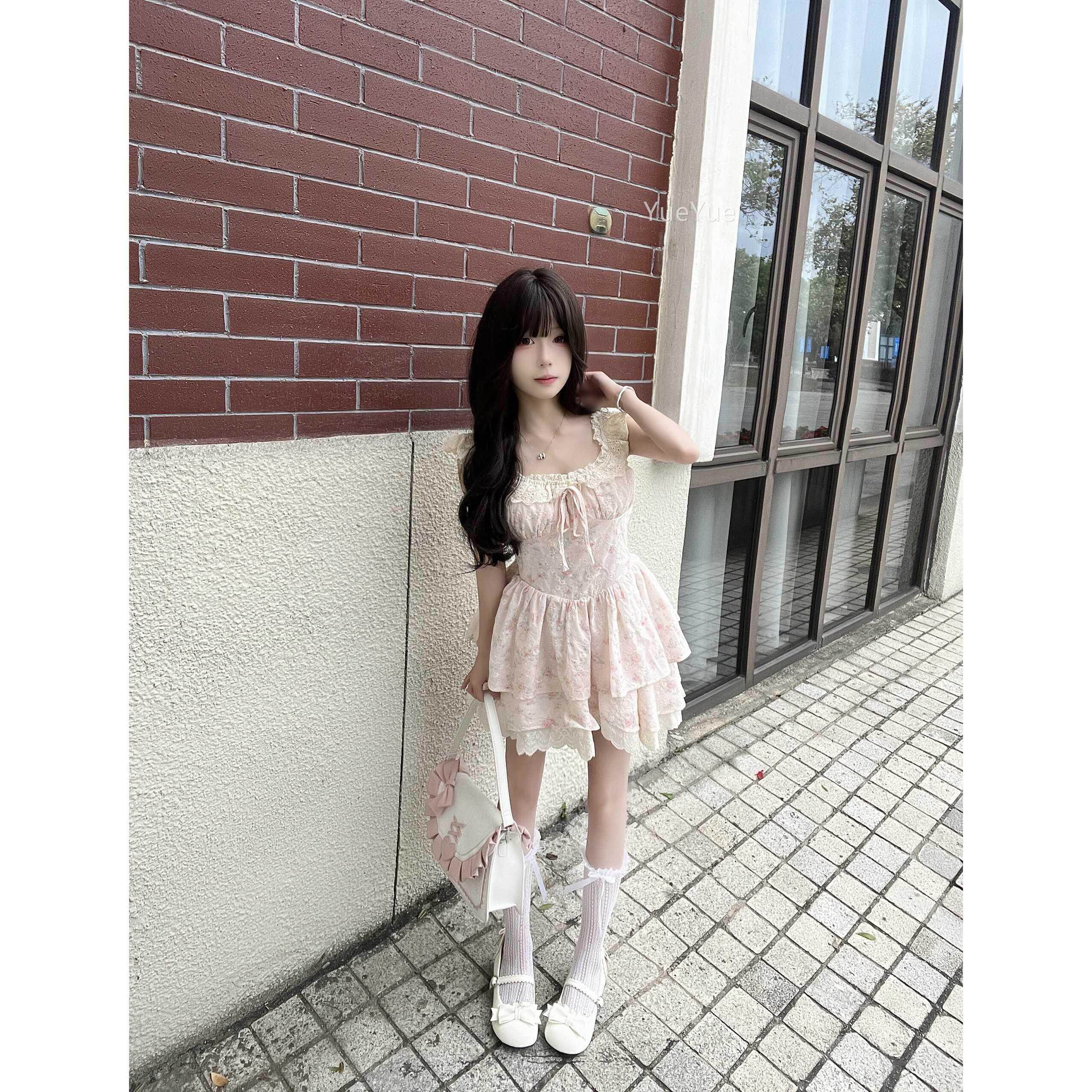 丹吃不水蜜XRN桃小飞袖碎花女夏新款收丹腰显饱瘦蓬公蓬主短裙子