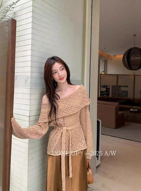 法式设计感秋季镂空一字肩宽松时尚针织衫女 慵懒风时尚洋气罩衫