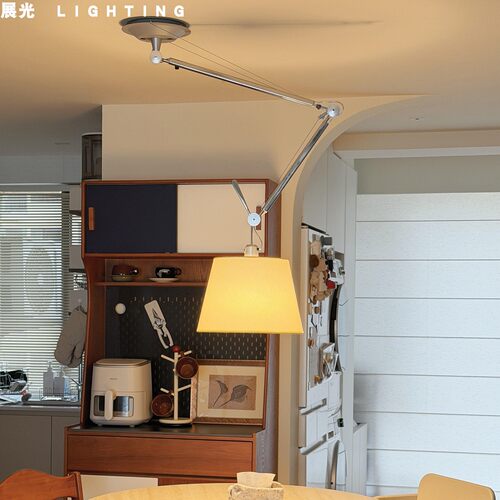 原版复刻设计师 Tolomeo摇臂伸缩餐厅吊灯中古包豪斯可移位灯具