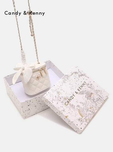 Официальный веб -сайт Candy & Kenny Women's Bag 2025 Новый мини -валный вариант подарка на плечо для подруги подарка на день рождения