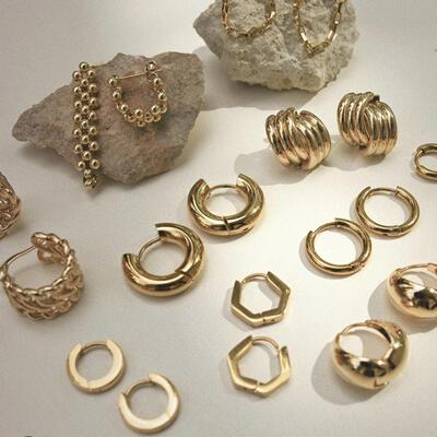 Classic Stainless Steel Ear Buckle for Women ndy Gold Color