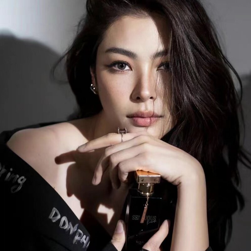 faye同款泰国madame fin月亮moon香水sensuous木质调海洋试香