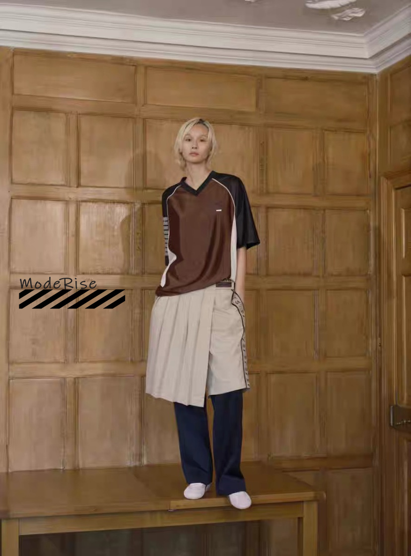 短袖V领休闲运动复古球衣