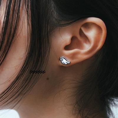 百搭可爱小翅膀迷你小型银色耳钉