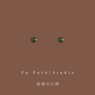 「松墨绿」简约小巧mini绿色耳钉925纯银小众日常精致耳环免摘
