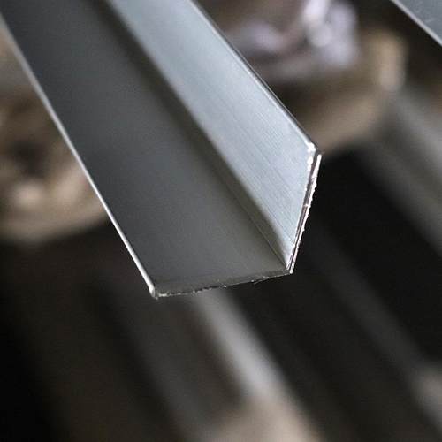 角铝现货供应等边不等边直角90度角铝铝型材连接件收边条幕墙铝材