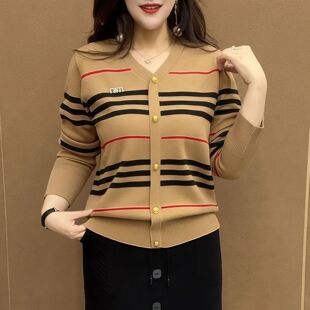 V领长袖 2026秋冬季 百搭条纹针织衫 时尚 毛衣洋气减龄上衣显瘦 新款