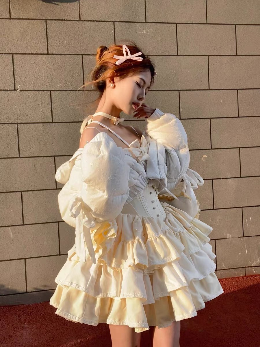 POSH007E羊羔新款上市大码高定如心羽绒系列日常立领重工羽绒服