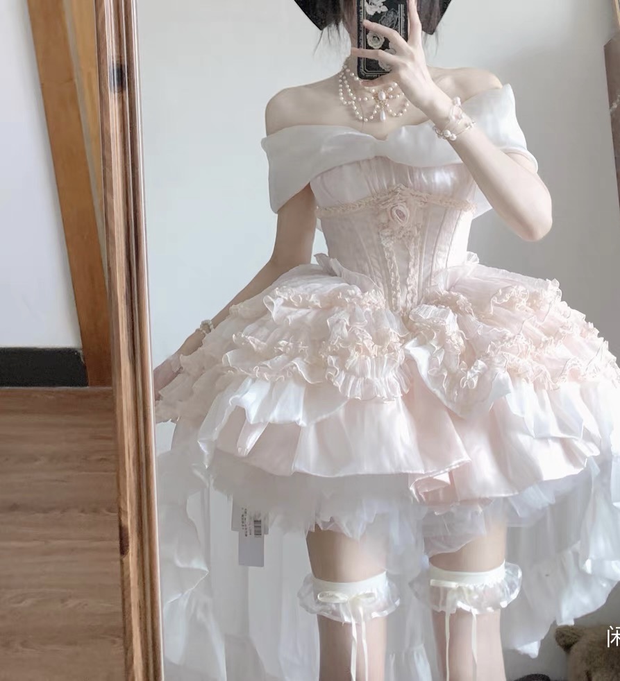 高定冬季新款优质纯色黑色精品甜美鹿向南甩卖如心粉色连衣裙腰封