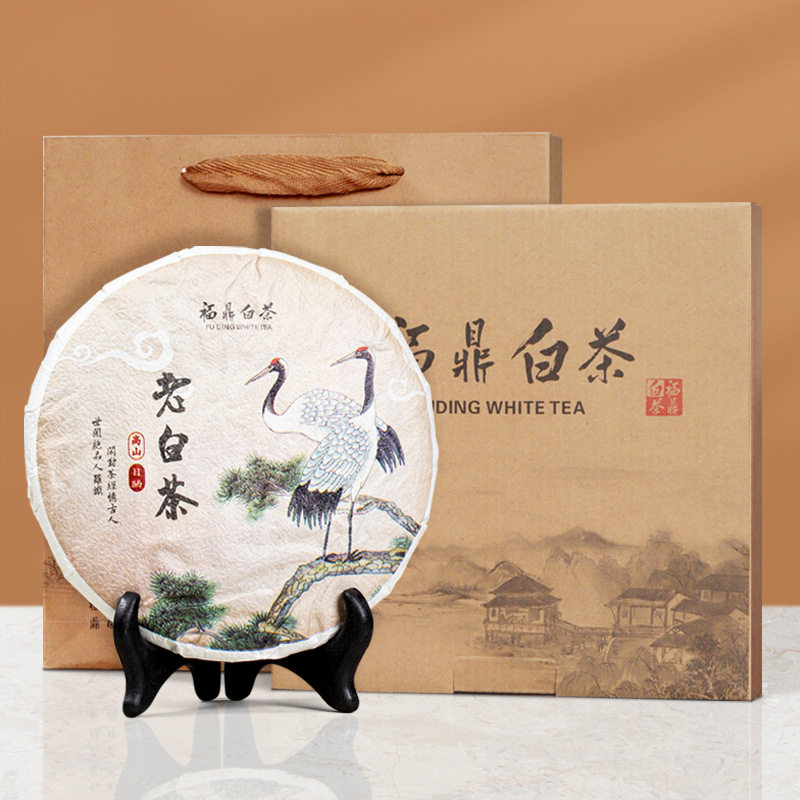 福鼎白茶高山日晒老白茶寿眉枣香白茶饼大白茶茶叶礼盒装