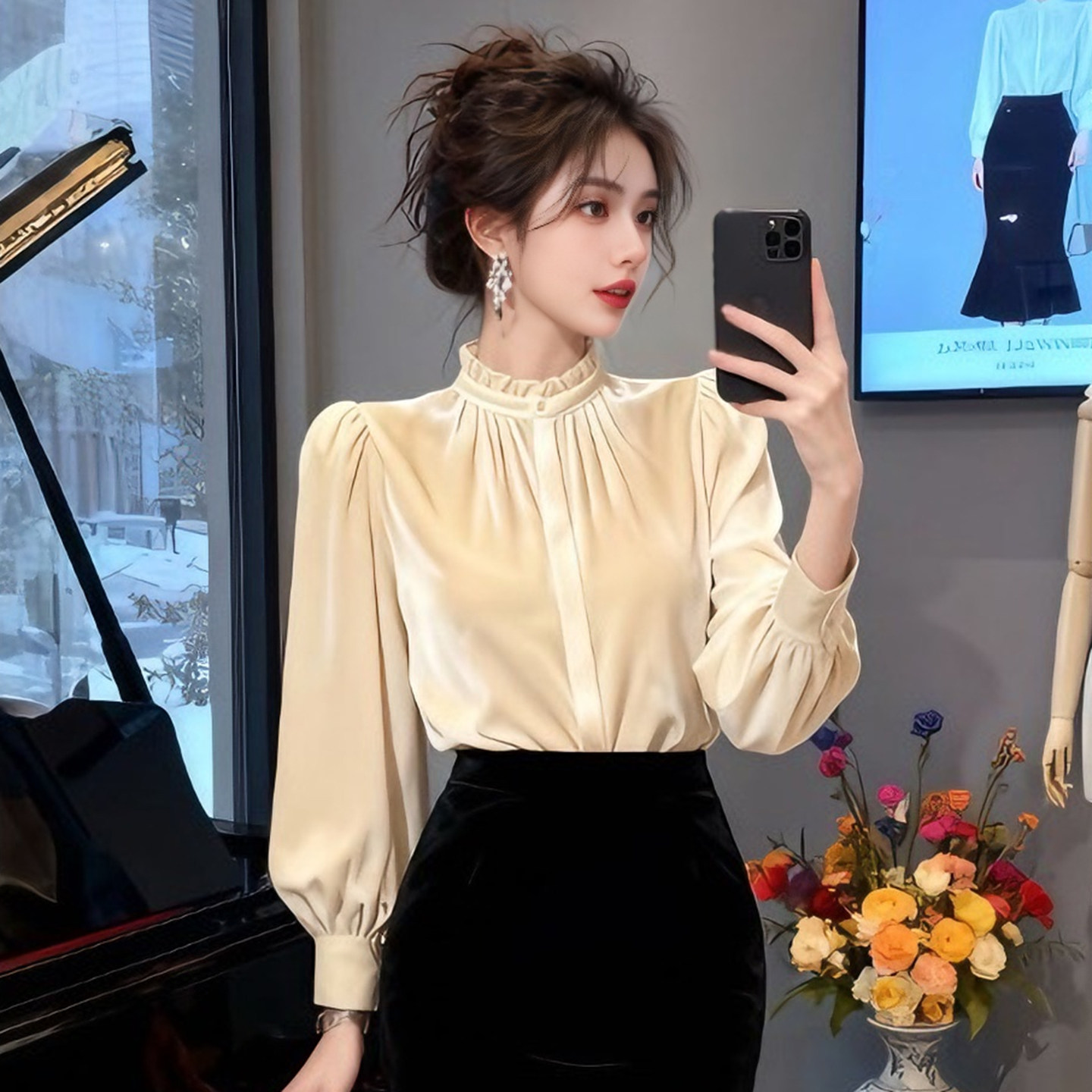 星轨糖霜韩系米白色丝绒内搭上衣