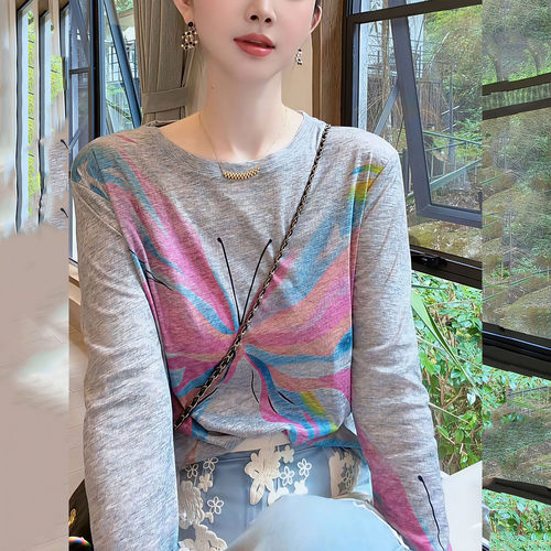 晕染蝴蝶印花长袖t恤女士打底衫