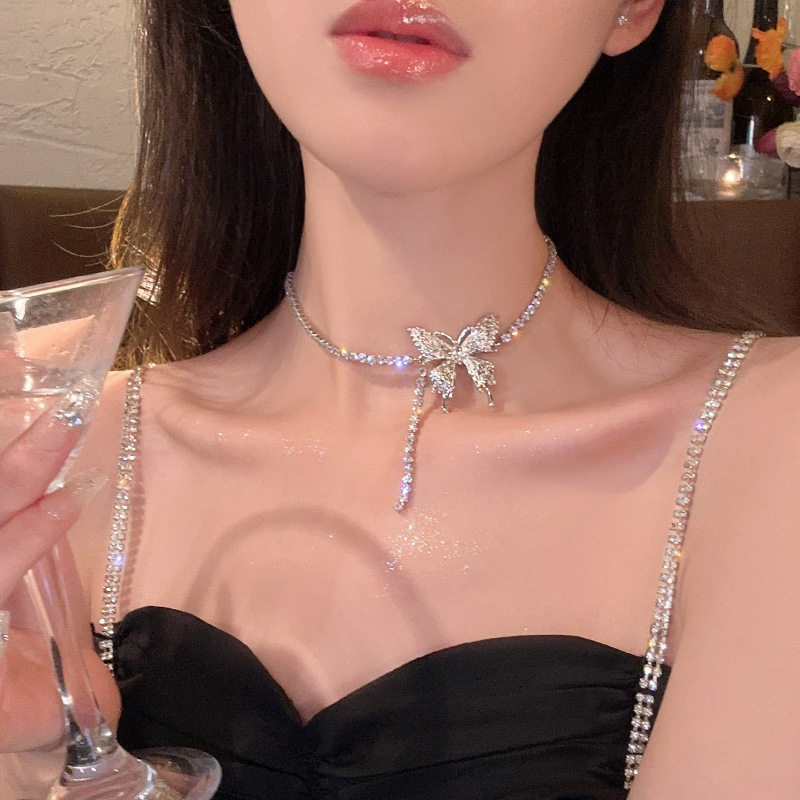 闪钻蝴蝶项链女款轻奢小众设计2026新款潮感锁骨链颈链夏简约小众