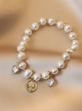 韩版时尚淡水珍珠金属人像钱币锆石手链简约个性弹力线可调节手串