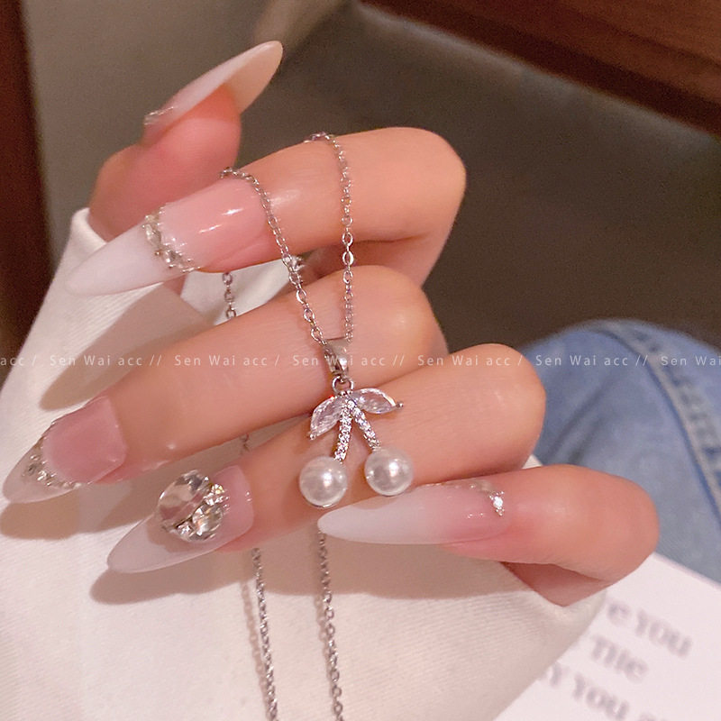 樱桃珍珠项链女轻奢小众设计高级感锁骨链颈链时尚百搭通勤配饰品