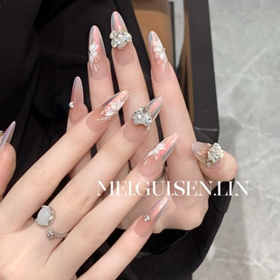 玫瑰森林艺术画廊穿戴甲手作长款 爆闪渐变夏日高级感闪钻显白美甲