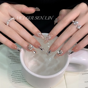 玫瑰森林琉璃仙境穿戴甲手作高级感烟花闪钻法式长款2026轻奢美甲