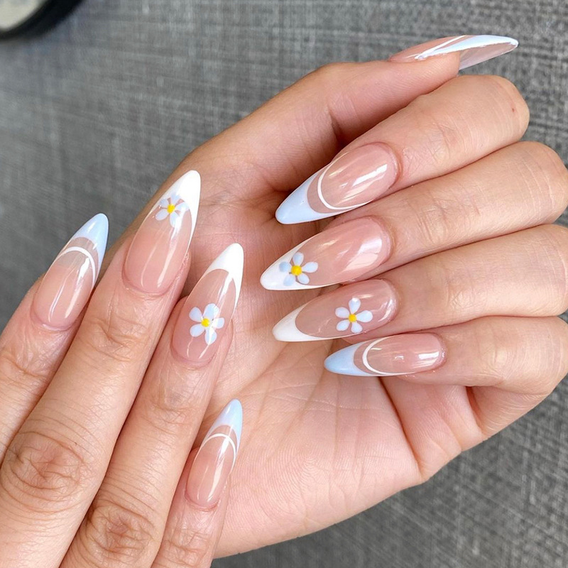 穿戴甲清新小花可爱显白成品可夏季新品nail一秒穿戴式指甲贴