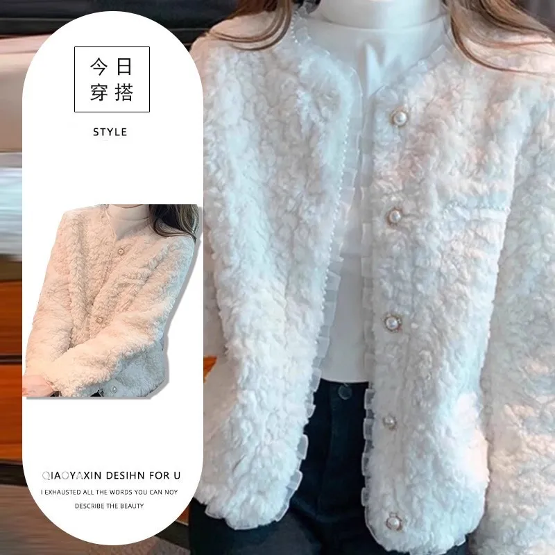 2025秋冬新款设计感别致拼接保暖外套女温柔风宽松百搭减龄上衣潮