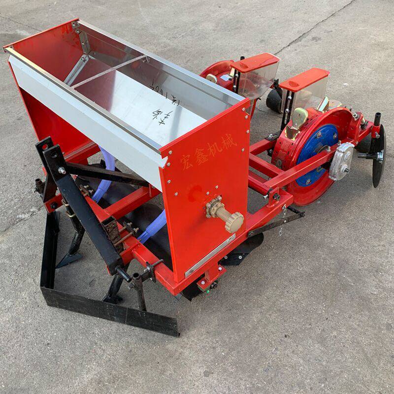 带滴灌架播种机 毛豆起垄覆膜播种机视频 膜上毛豆播种机