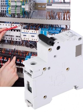 1P+N Circuit Breaker with Overload and Short Circuit Protect