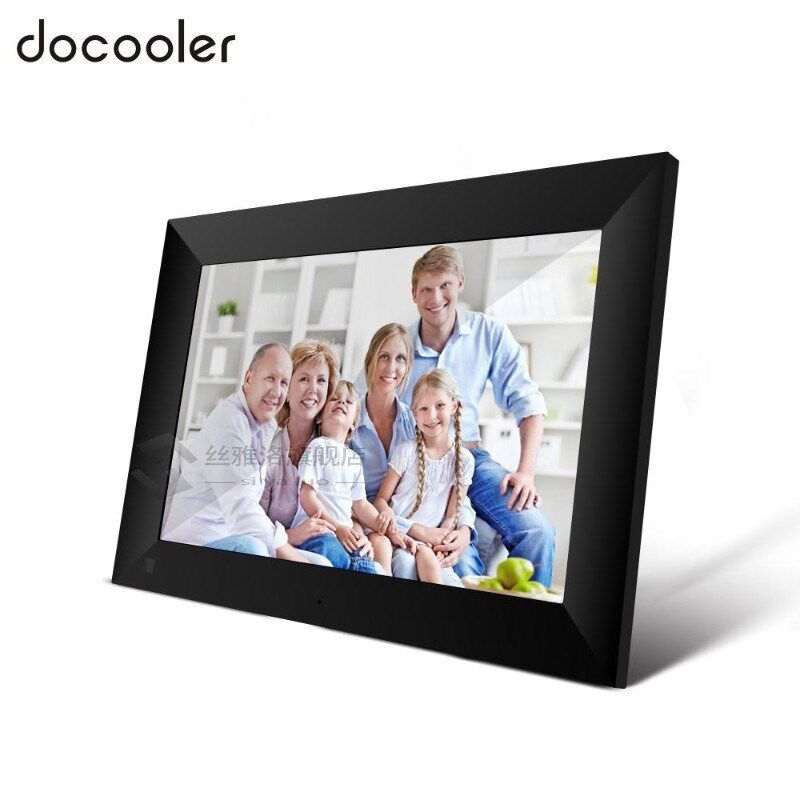P100 WiFi Digital Picture Frame HD 10.1” 800x1280 LCD - 实物图