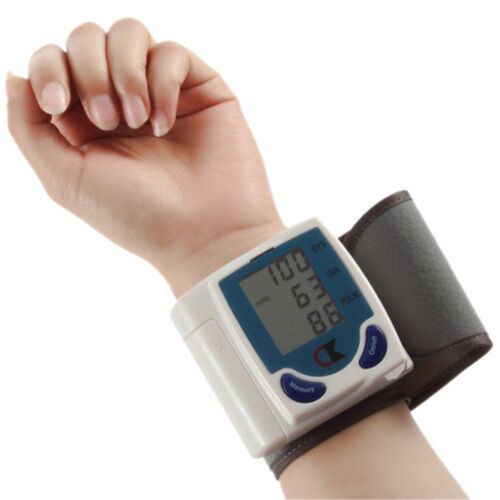 Wristband electronic digital sphygmomanometer Smart LCD Bloo